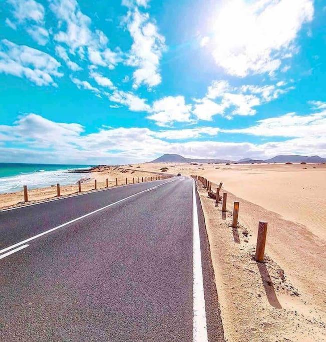 Las Dunas Corralejo Home With Swimming Pool ภายนอก รูปภาพ