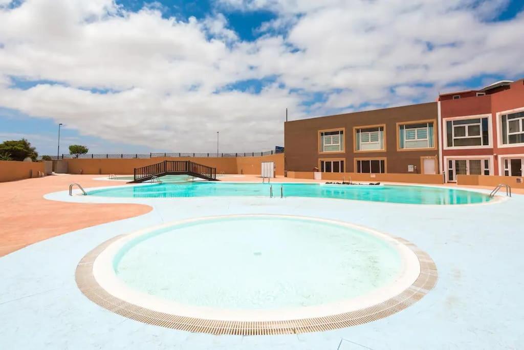 Las Dunas Corralejo Home With Swimming Pool ภายนอก รูปภาพ