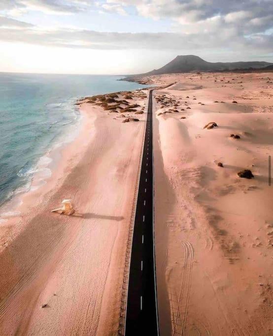 Las Dunas Corralejo Home With Swimming Pool ภายนอก รูปภาพ