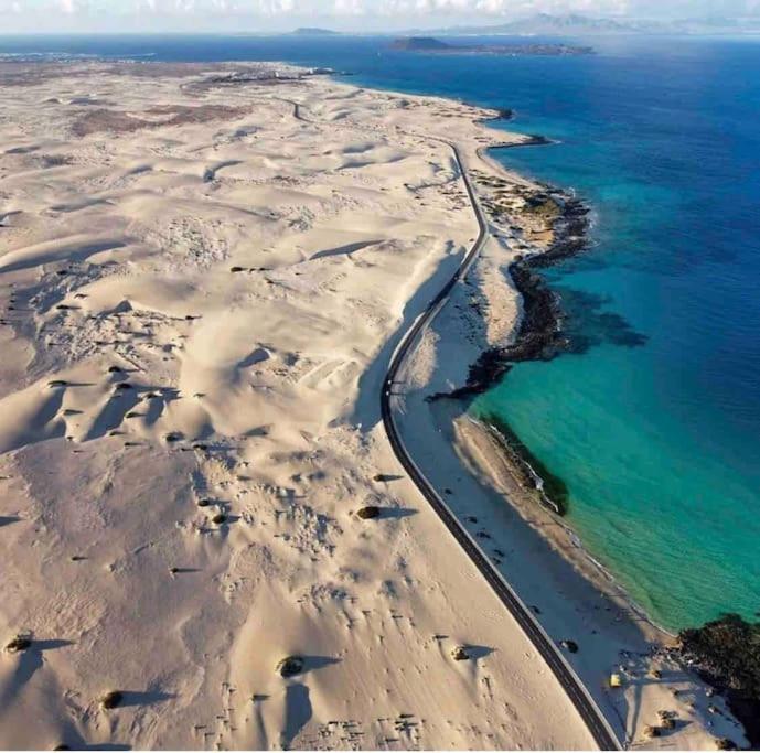 Las Dunas Corralejo Home With Swimming Pool ภายนอก รูปภาพ